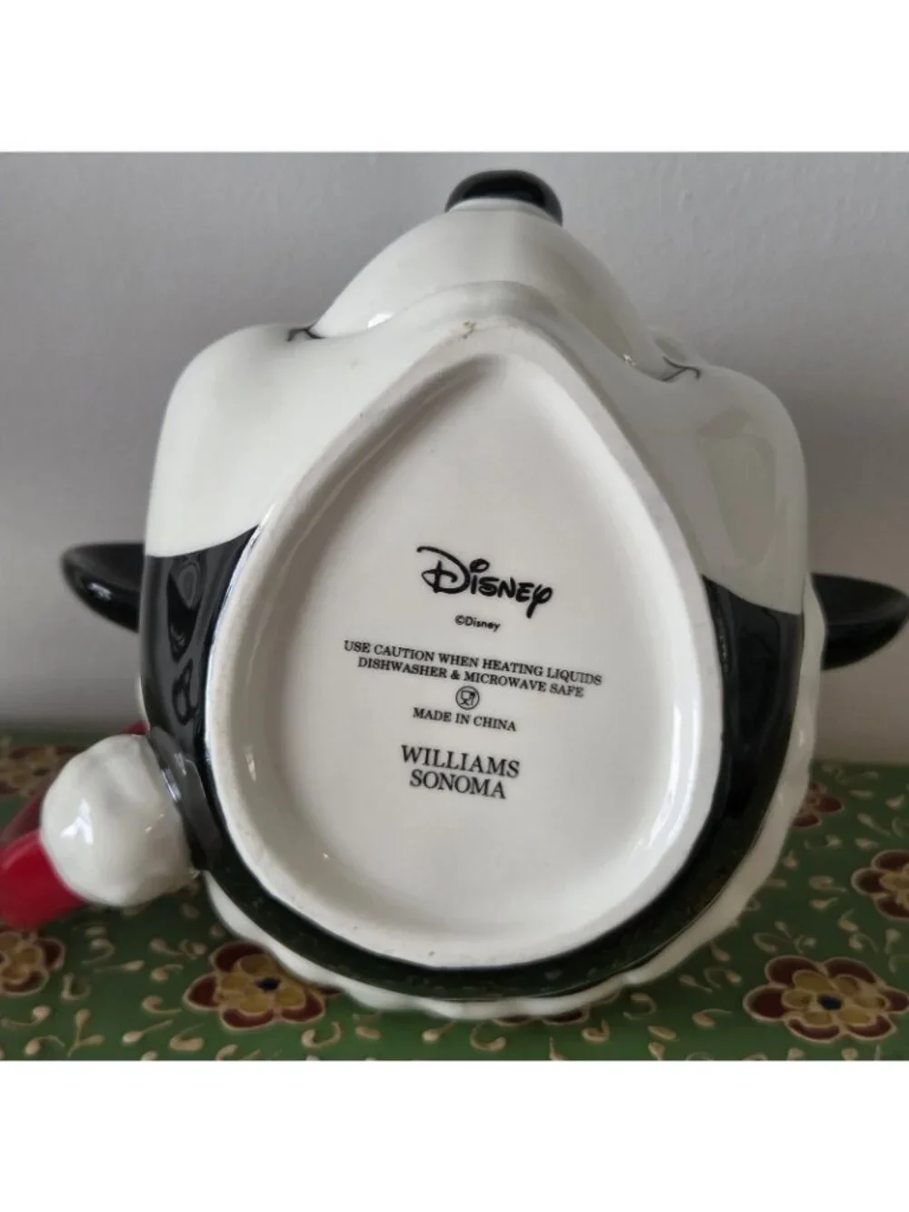 Williams Sonoma Disney Santa Mickey Mouse 3D Face Christmas Coffee Mug